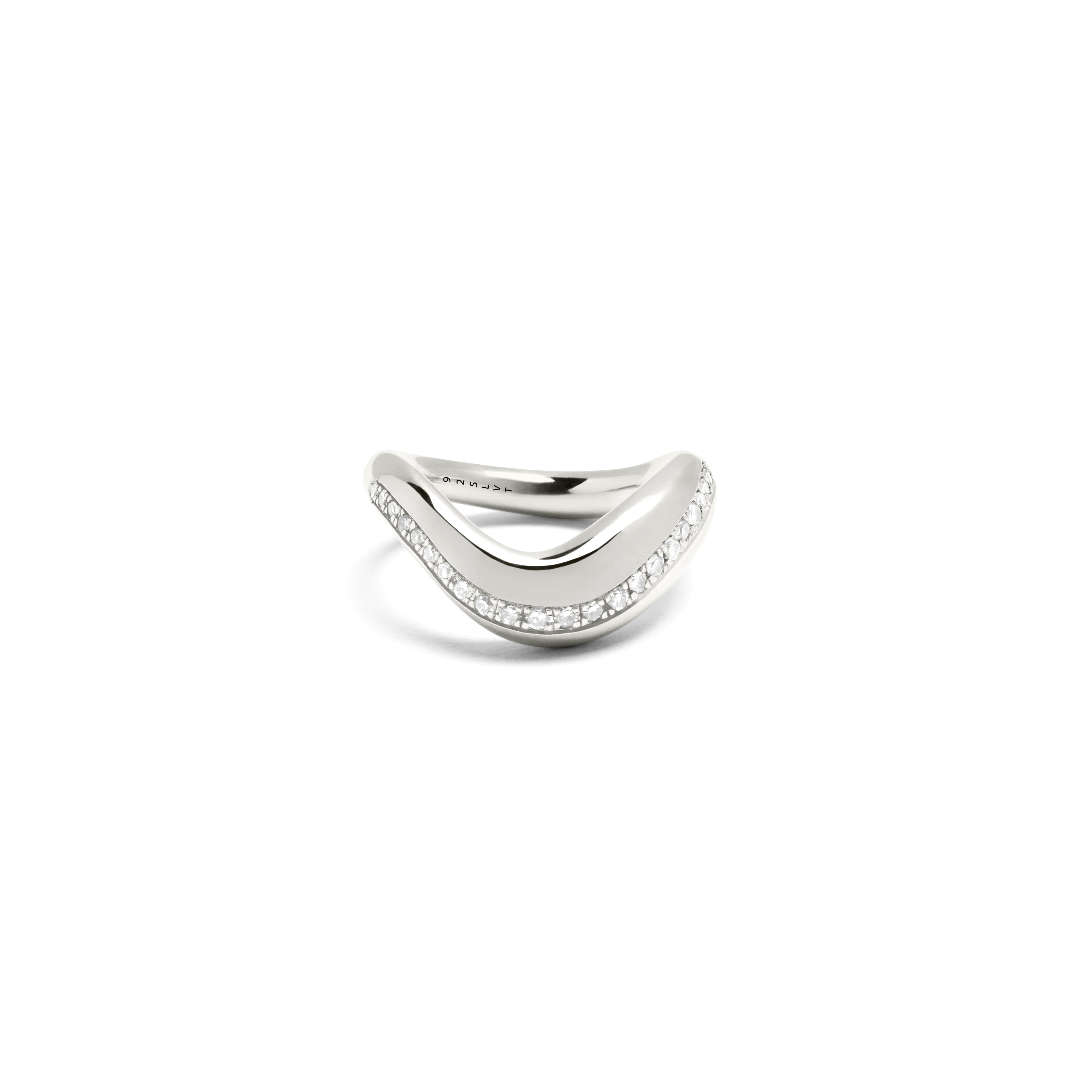 CURVY SILVER DIAMONDS RING