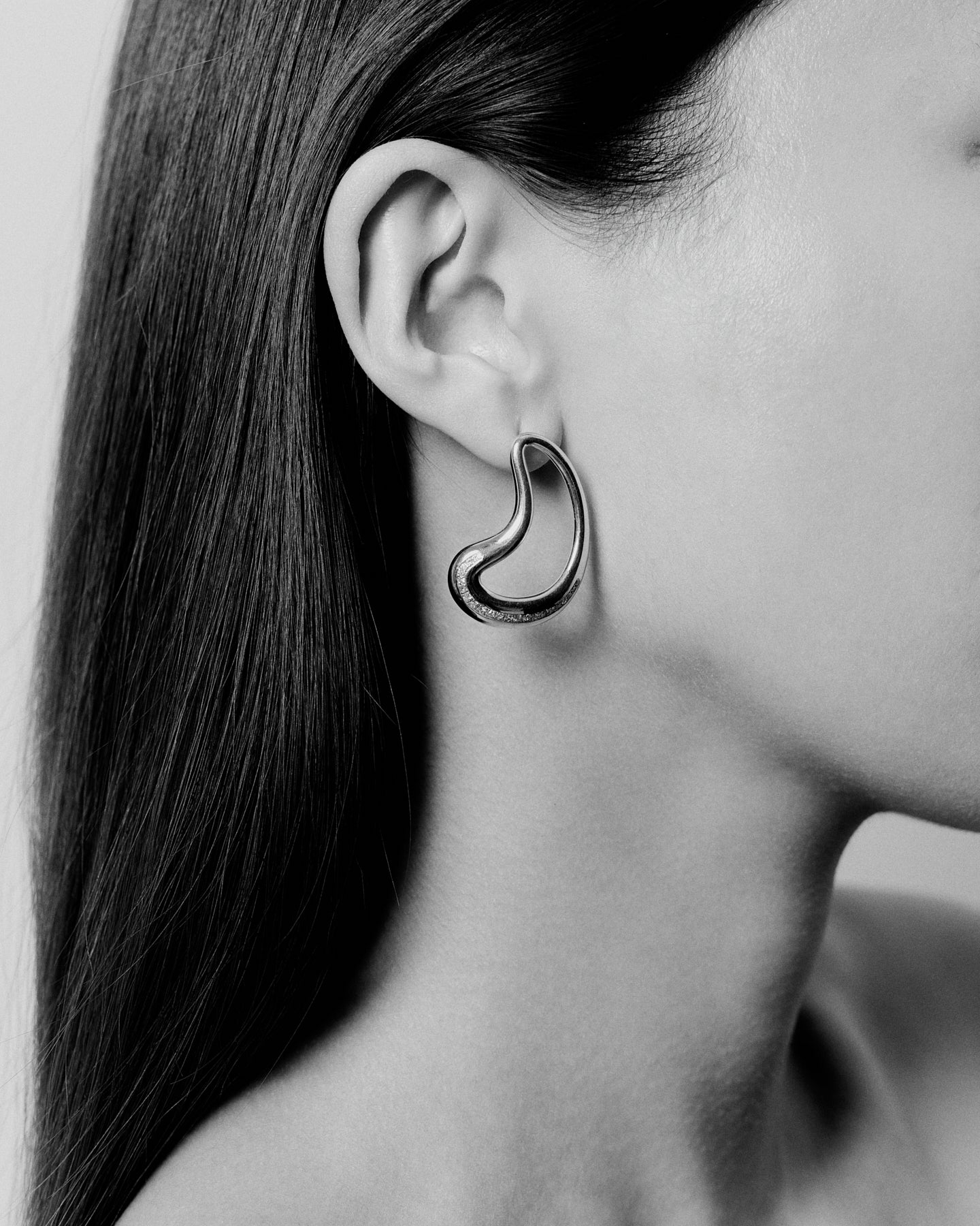 SILVER DIAMONDS MOON EARRINGS