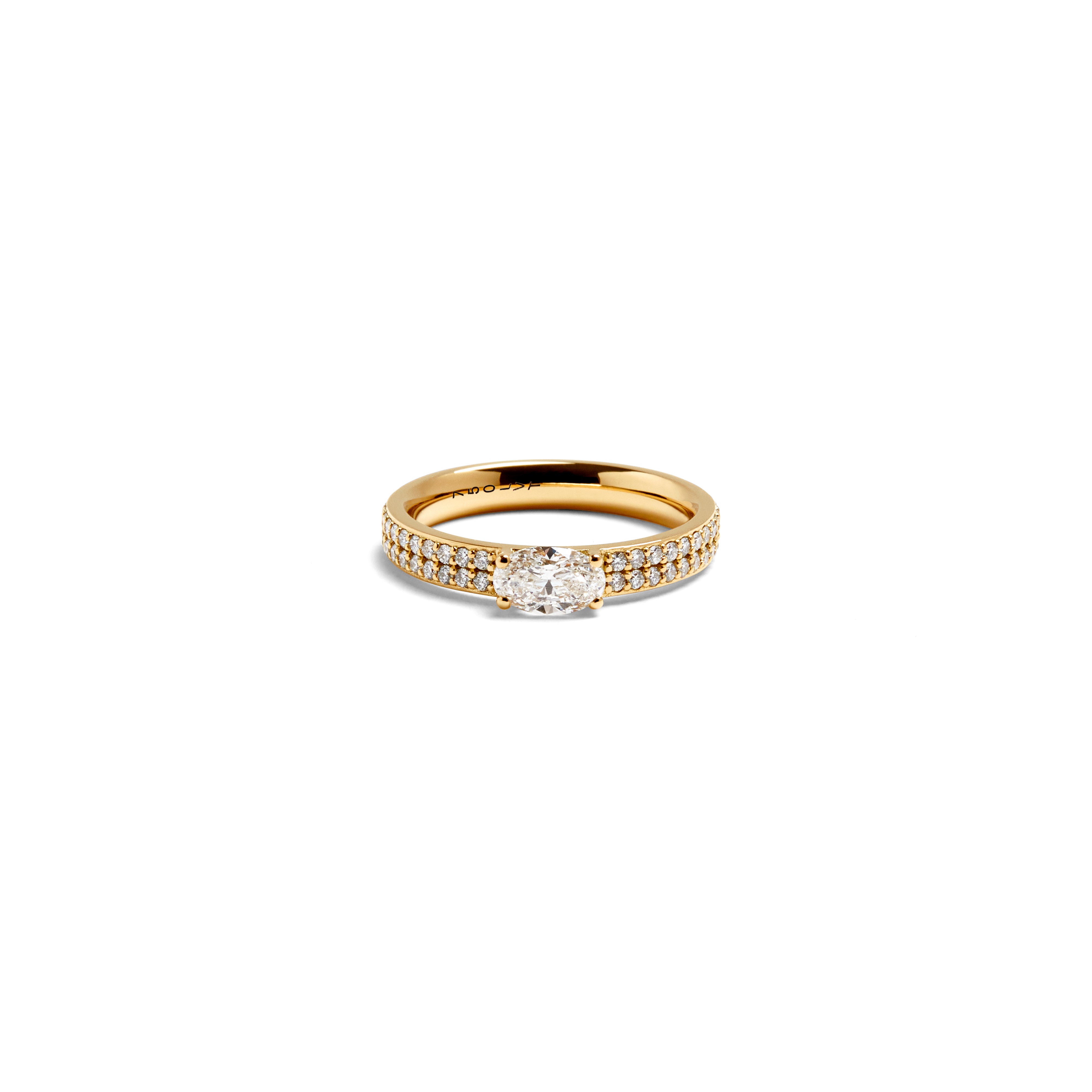 OVAL CUT DIAMOND SLIM RING FOUR