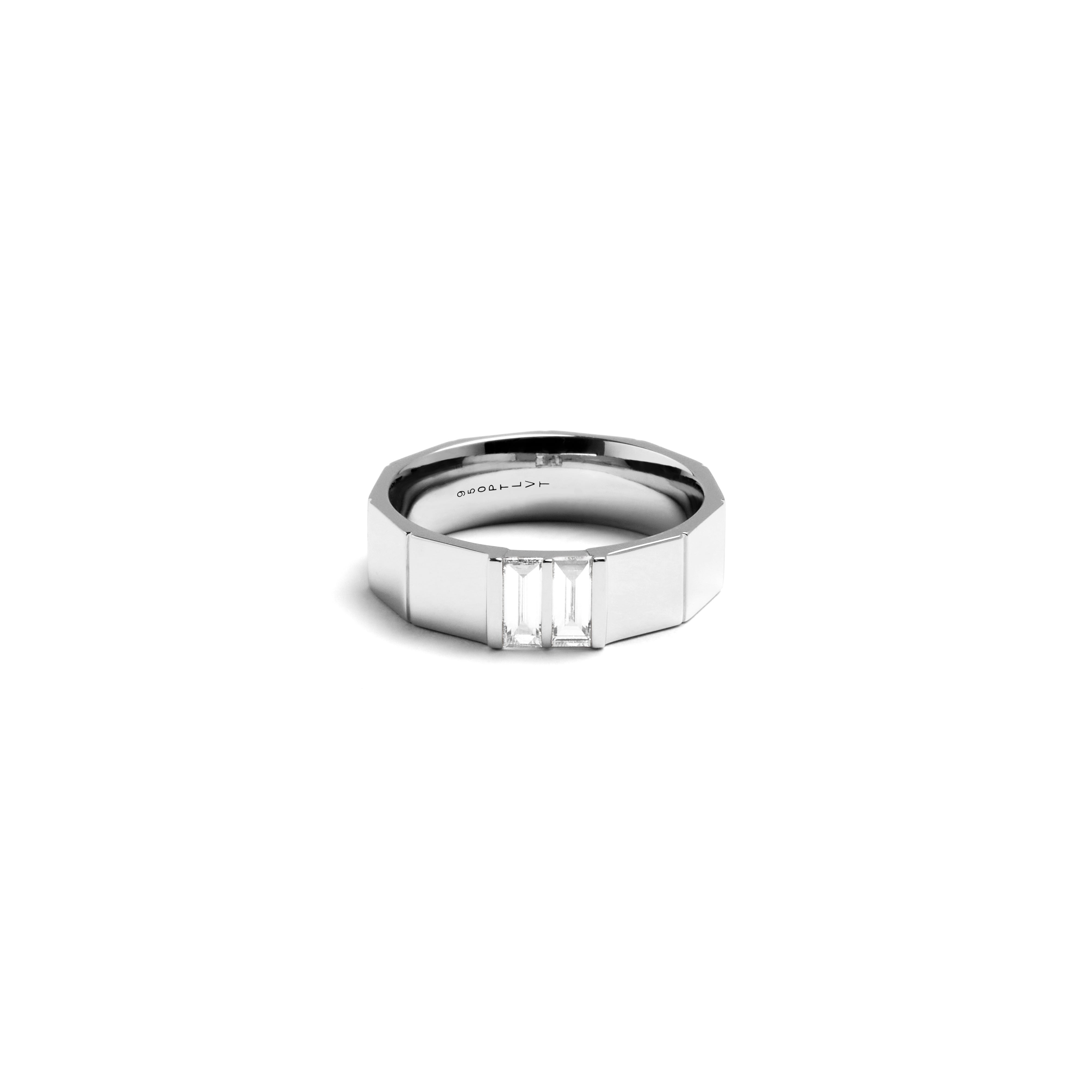 TILE RING SIX BAGUETTE CUT DIAMONDS
