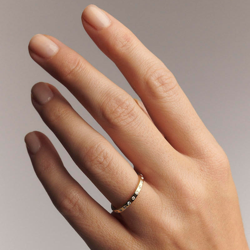 SLIM RING DIAMONDS